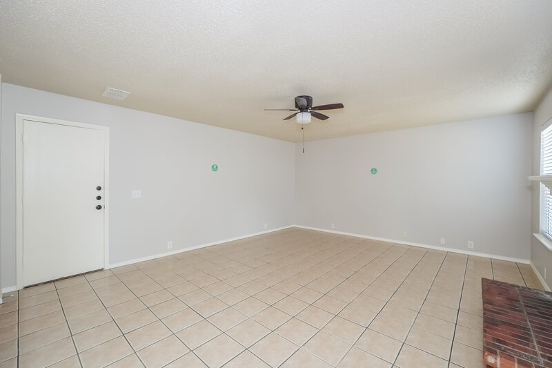 2,065/Mo, 1028 Springcreek Dr Denton, TX 76210 Dining Room View