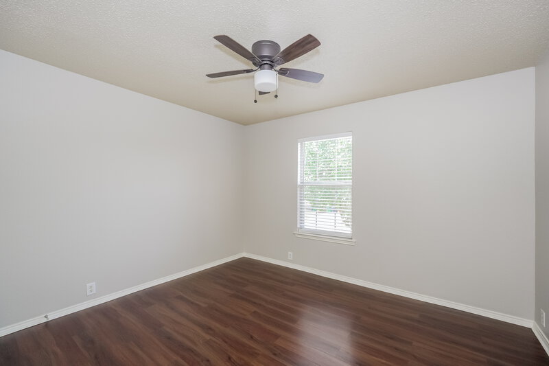 2,065/Mo, 1028 Springcreek Dr Denton, TX 76210 Bedroom View 3