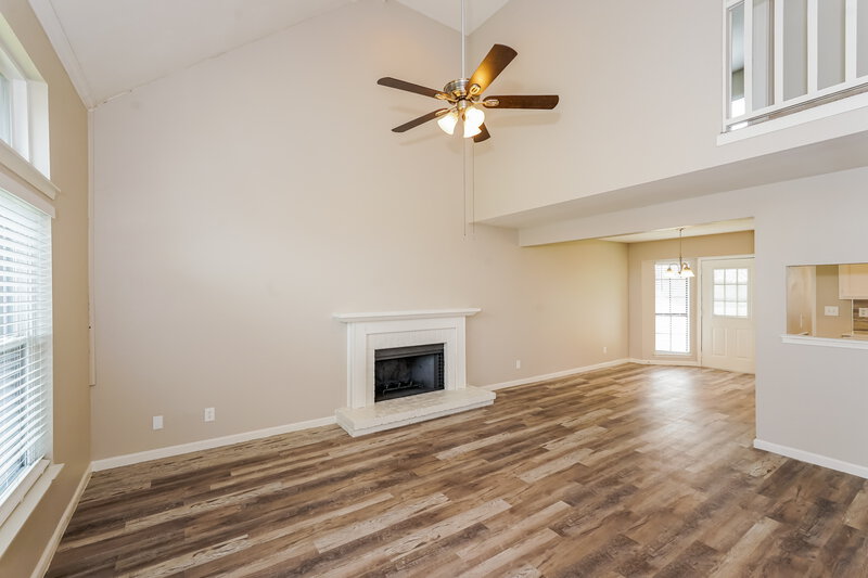 2,240/Mo, 232 Sunset Dr Glenn Heights, TX 75154 Living Room View