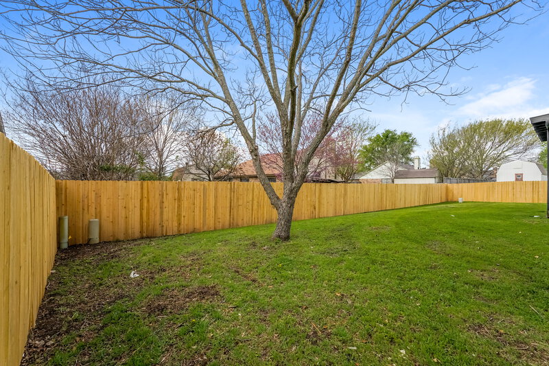 2,240/Mo, 232 Sunset Dr Glenn Heights, TX 75154 Rear View 2