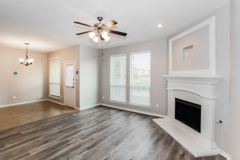 2,415/Mo, 1400 Zanna Grace Way Haslet, TX 76052 Living Room View 2
