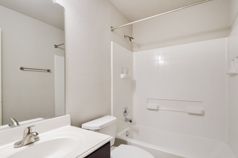 3,310/Mo, 3720 Allison Dr Denton, TX 76207 Bathroom View