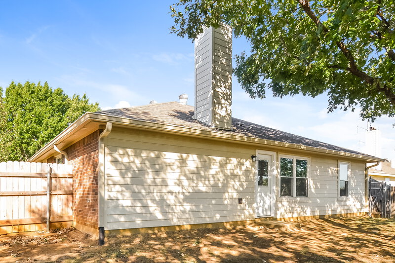 3,310/Mo, 3720 Allison Dr Denton, TX 76207 Rear View 2