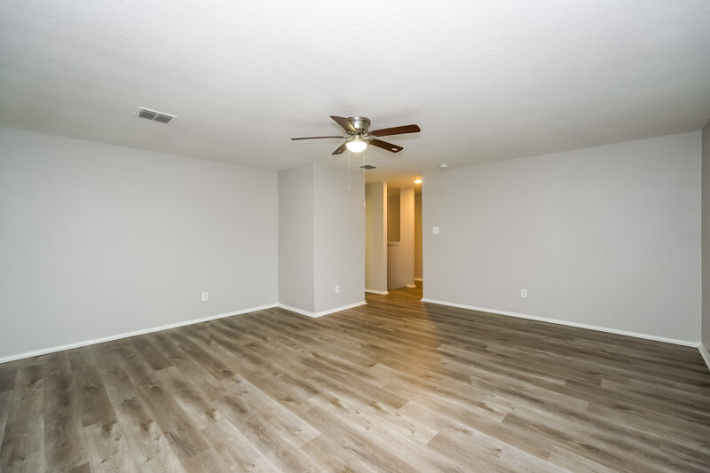 2,060/Mo, 14024 Sand Hills Dr Haslet, TX 76052 Den View 2