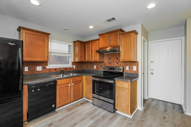 1,985/Mo, 1405 Pochard Dr Sanger, TX 76266 Kitchen View 2