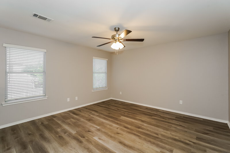 1,985/Mo, 1405 Pochard Dr Sanger, TX 76266 Loft View