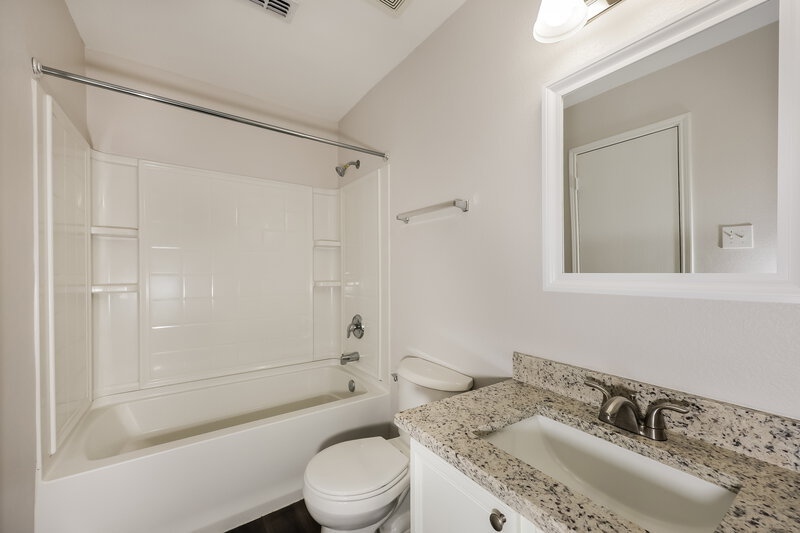 2,395/Mo, 1205 Saltgrass Dr Crowley, TX 76036 Bathroom View