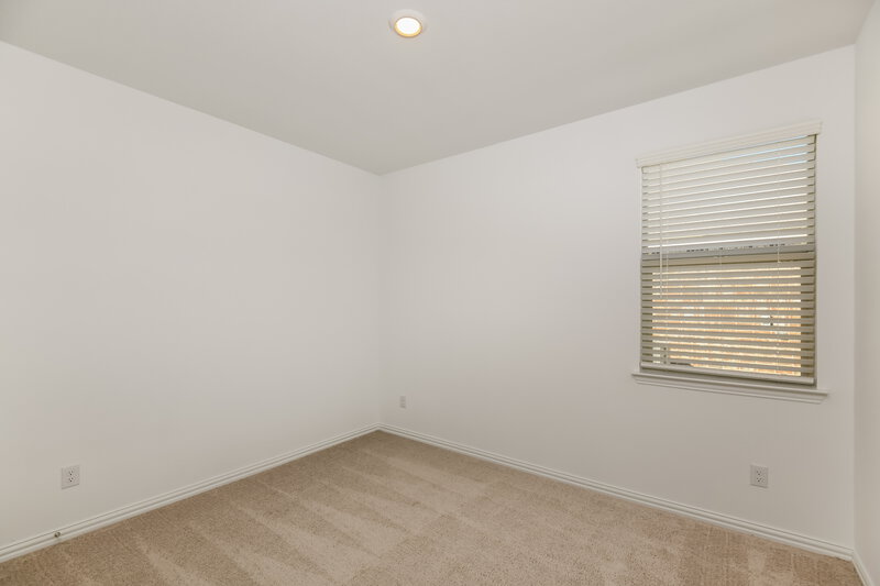 2,385/Mo, 941 Rusty Spur Ln Fort Worth, TX 76052 Bedroom View 3