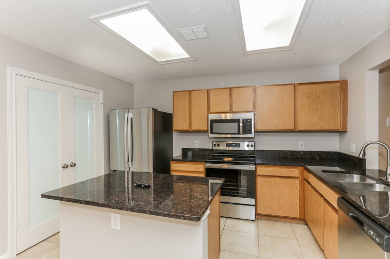 2,245/Mo, 3413 Chapel Pointe Trl Fort Worth, TX 76116 Kitchen View