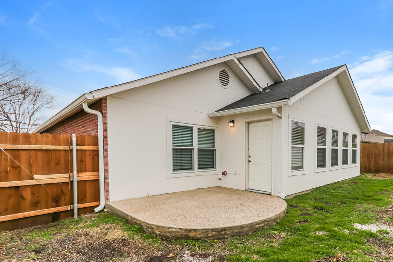 2,245/Mo, 3413 Chapel Pointe Trl Fort Worth, TX 76116 Rear View