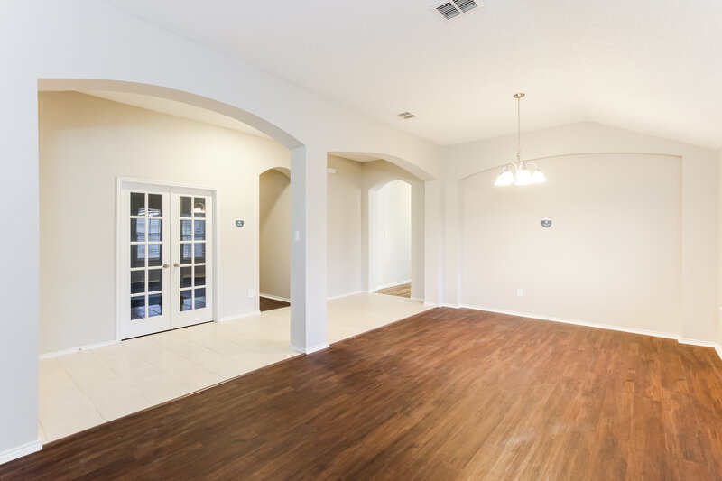 3,440/Mo, 221 Williams St Cedar Hill, TX 75104 Living Room View 3