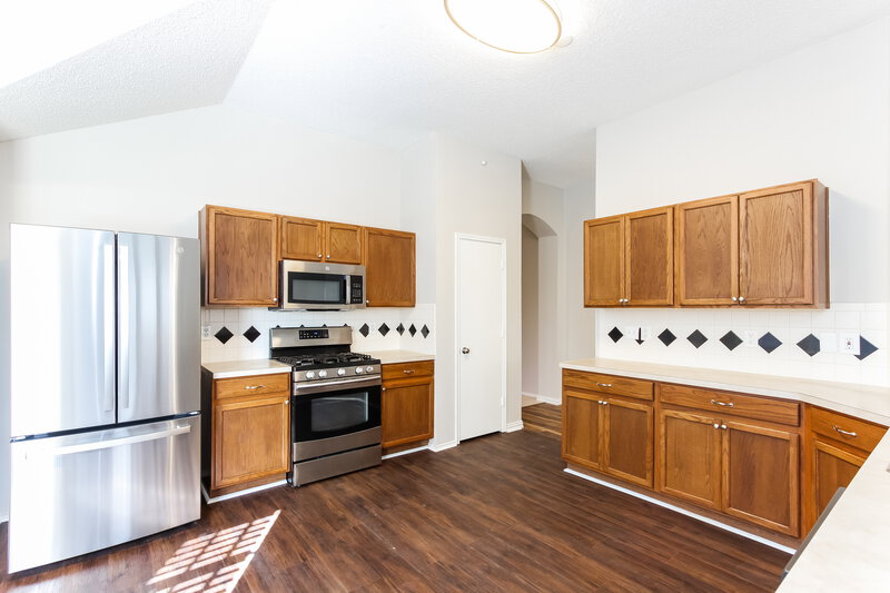 3,440/Mo, 221 Williams St Cedar Hill, TX 75104 Kitchen View 2