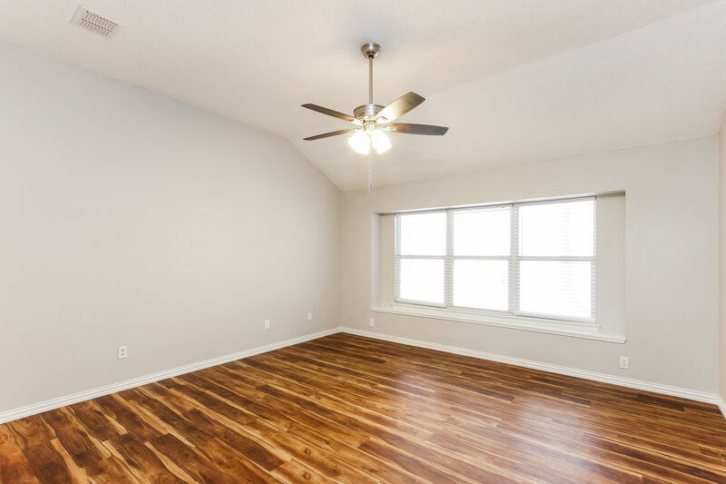 3,440/Mo, 221 Williams St Cedar Hill, TX 75104 Main Bedroom View