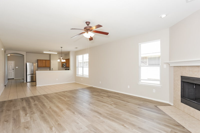 2,235/Mo, 7633 Hollow Forest Dr Fort Worth, TX 76123 Living Room View