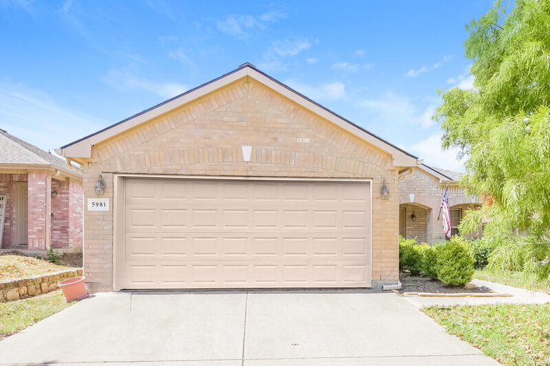 2,920/Mo, 5981 Harbor Glen Dr Dallas, TX 75249 External View