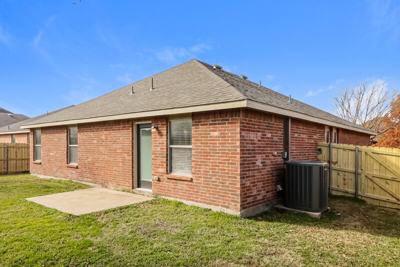 2,075/Mo, 520 Azalea Dr Fate, TX 75087 Rear View