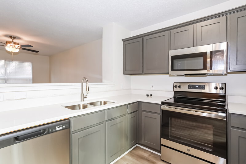 2,010/Mo, 1125 Springcreek Dr Denton, TX 76210 Kitchen View