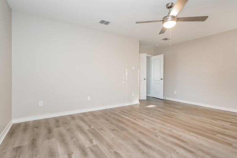 2,670/Mo, 1331 Flagstone Cedar Hill, TX 75104 Main Bedroom View 2