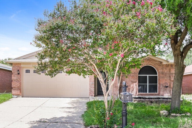 1,830/Mo, 10224 Dawson Trl Fort Worth, TX 76108 External View