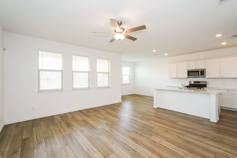 2,275/Mo, 920 Rusty Spur Ln Haslet, TX 76052 Living Room View 2