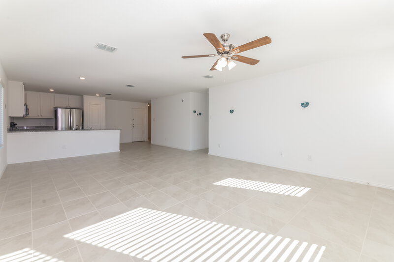 1,950/Mo, 311 Deerbrook Street Princeton, TX 75407 Living Room View 3