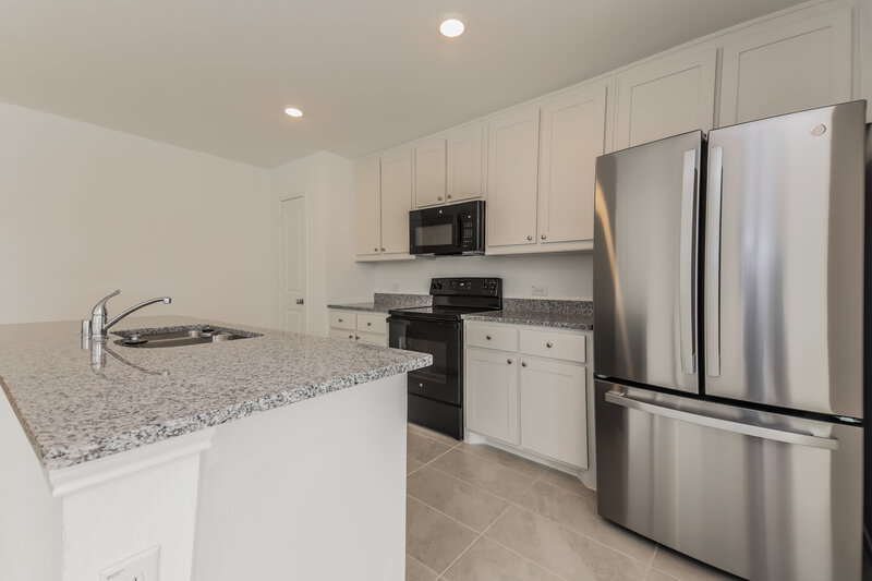 2,130/Mo, 315 Deerbrook Street Princeton, TX 75407 Kitchen View