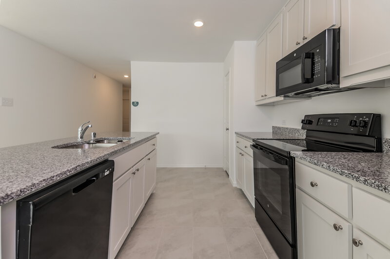 2,130/Mo, 315 Deerbrook Street Princeton, TX 75407 Kitchen View 3