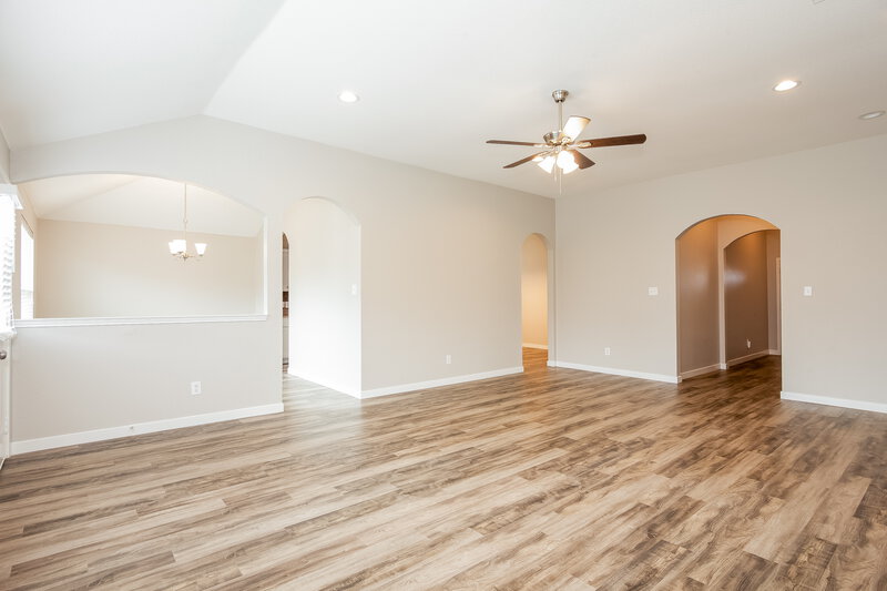 1,895/Mo, 105 Cherokee Dr Forney, TX 75126 Living Room View 3