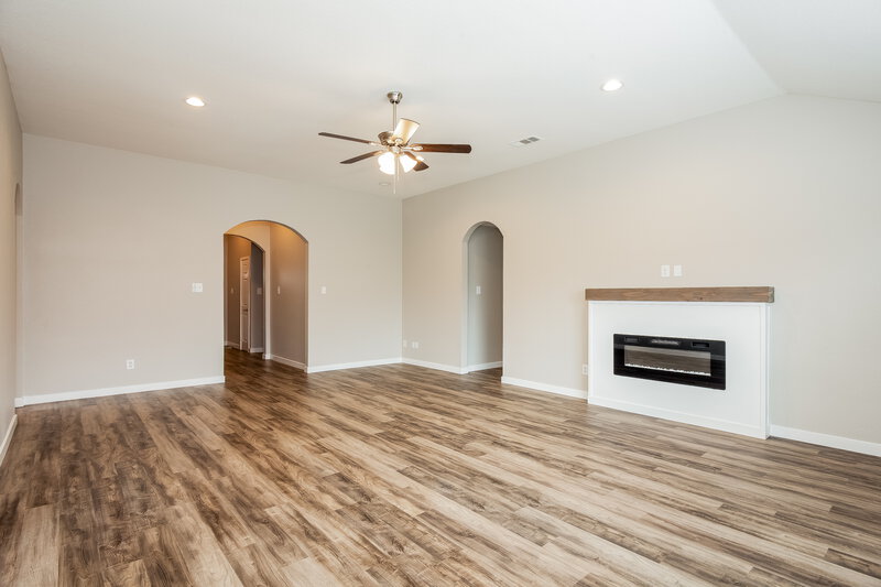 1,895/Mo, 105 Cherokee Dr Forney, TX 75126 Living Room View 4