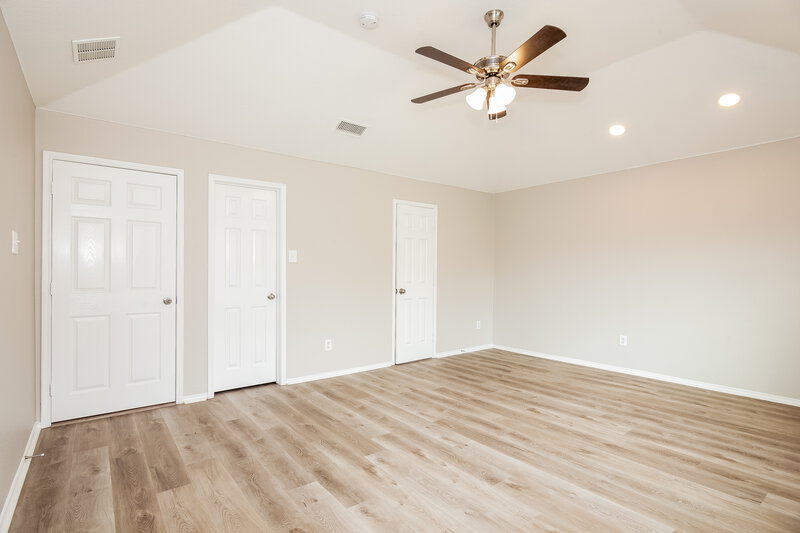 1,895/Mo, 105 Cherokee Dr Forney, TX 75126 Main Bedroom View 2