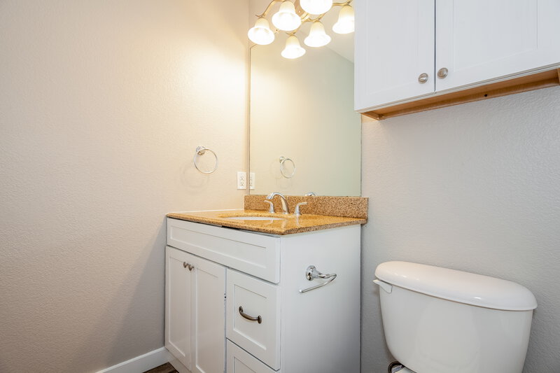 1,895/Mo, 105 Cherokee Dr Forney, TX 75126 Bathroom View