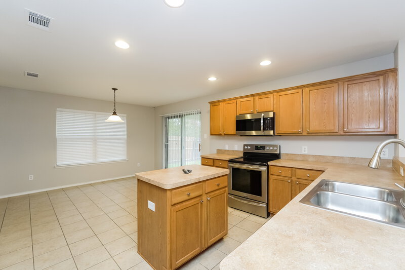 2,725/Mo, 1105 Hickory Bend Ln Fort Worth, TX 76108 Kitchen View