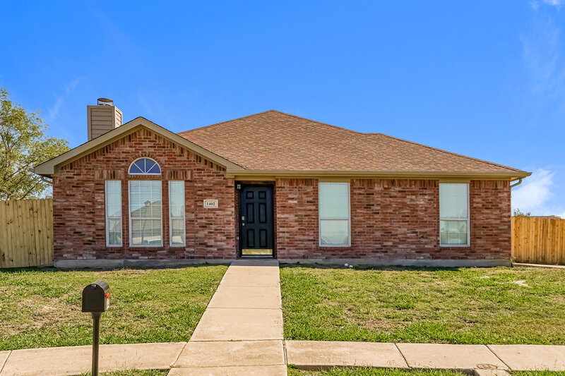 2,275/Mo, 1402 Lamesa Cir Midlothian, TX 76065 External View