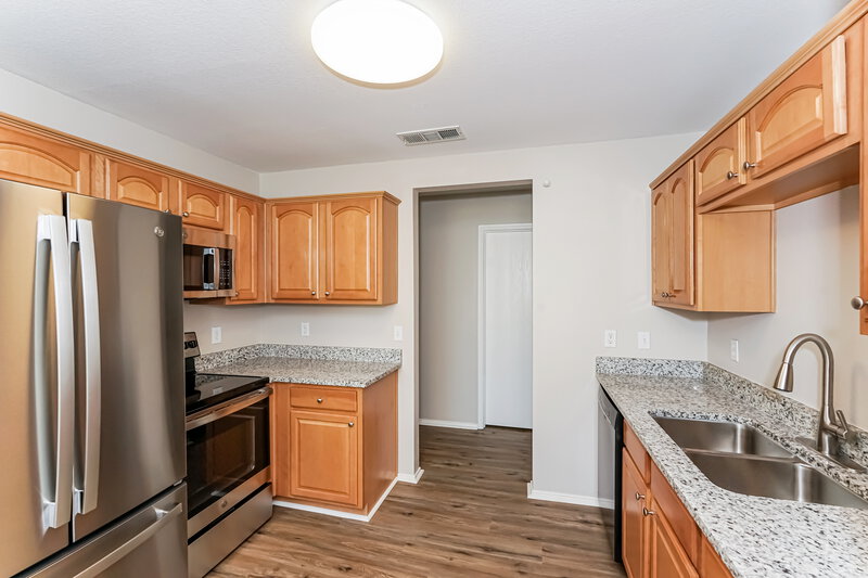 2,275/Mo, 1402 Lamesa Cir Midlothian, TX 76065 Kitchen View