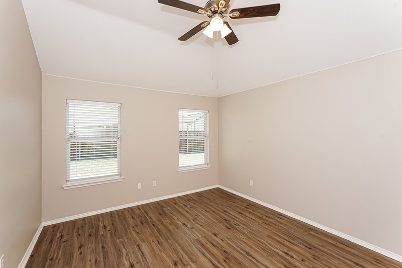 2,275/Mo, 1402 Lamesa Cir Midlothian, TX 76065 Main Bedroom View