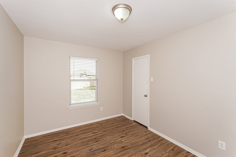 2,275/Mo, 1402 Lamesa Cir Midlothian, TX 76065 Bedroom View