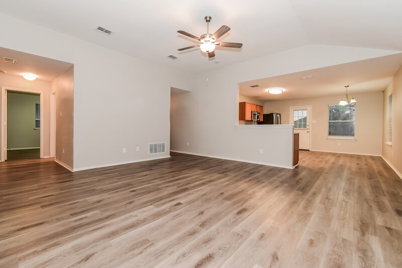 1,835/Mo, 2007 Wildwood Dr Forney, TX 75126 Living Room View