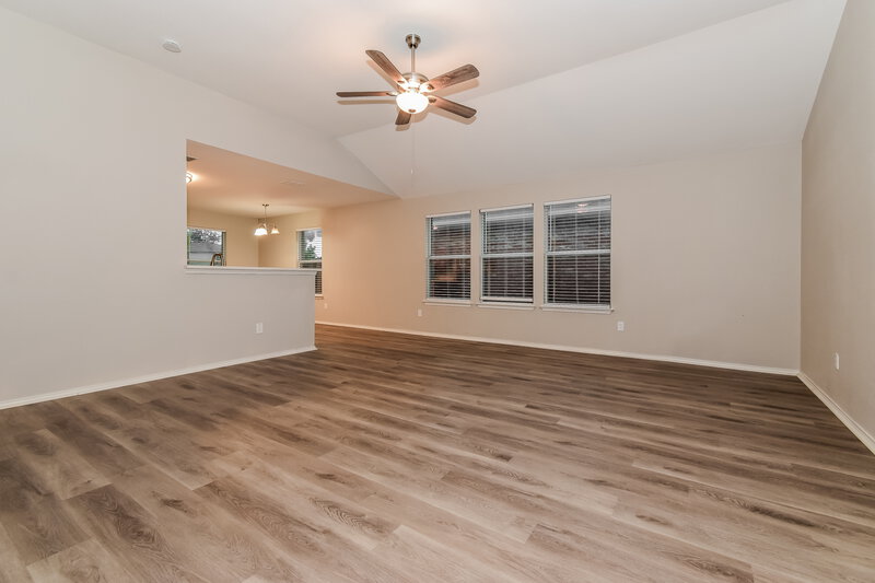 1,835/Mo, 2007 Wildwood Dr Forney, TX 75126 Living Room View 2