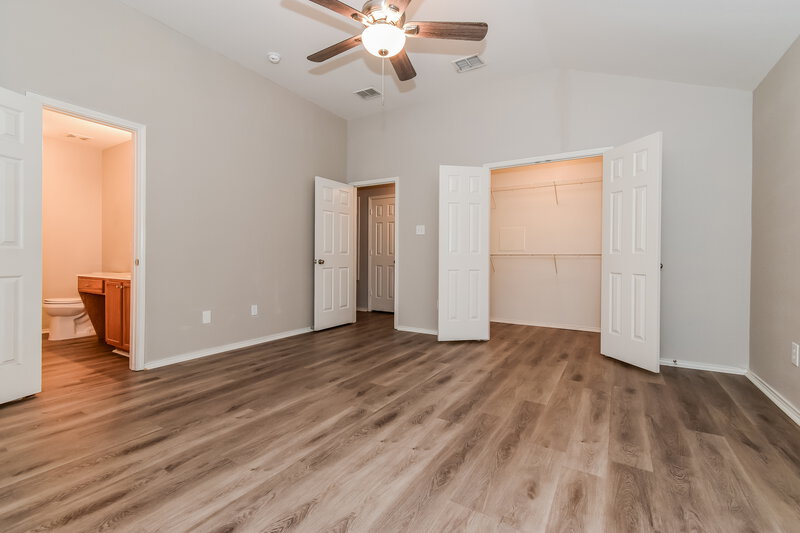 1,835/Mo, 2007 Wildwood Dr Forney, TX 75126 Main Bedroom View 3