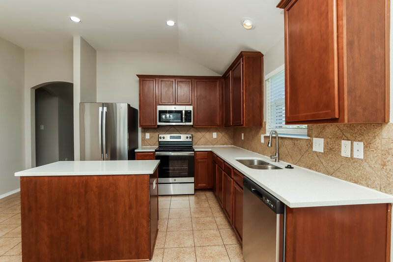2,390/Mo, 1846 Shanna Dr Lancaster, TX 75134 Kitchen View 2