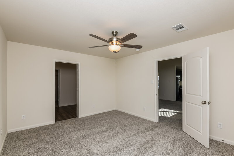 2,130/Mo, 1332 Redpine Dr Fort Worth, TX 76140 Main Bedroom View 2