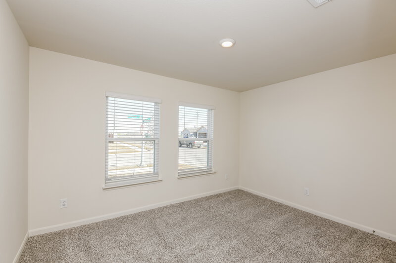 2,130/Mo, 1332 Redpine Dr Fort Worth, TX 76140 Bedroom View 2