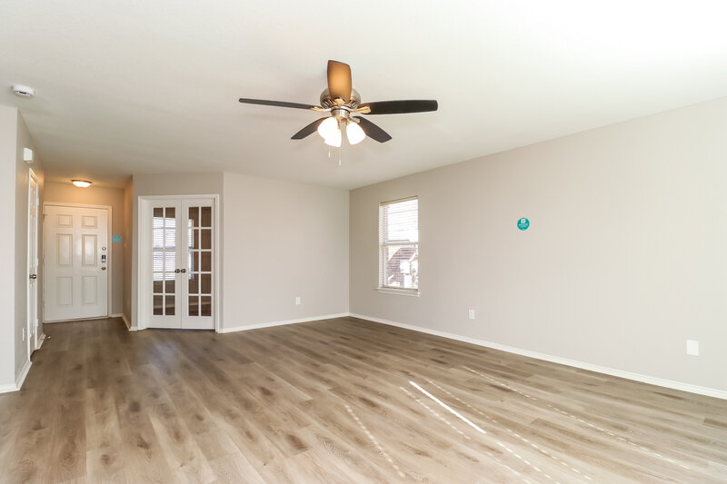 2,565/Mo, 9933 Mount Pheasant Rd Fort Worth, TX 76108 Living Room View