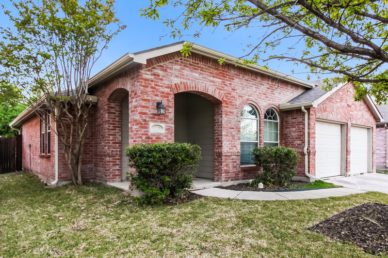 2,105/Mo, 1721 Canvasback Aubrey, TX 76227 Front View