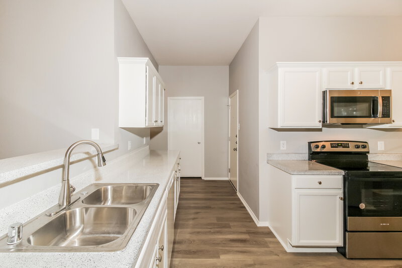 2,105/Mo, 1721 Canvasback Aubrey, TX 76227 Kitchen View 2