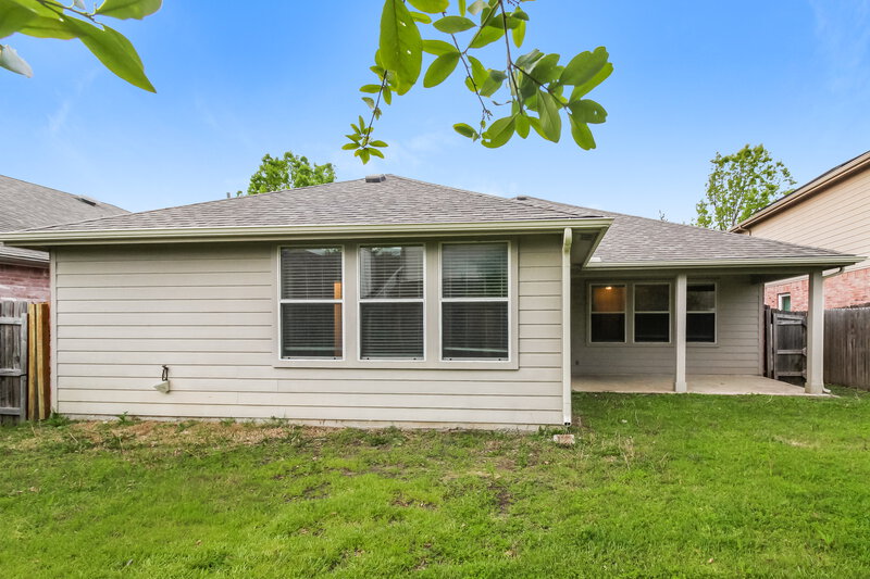 2,105/Mo, 1721 Canvasback Aubrey, TX 76227 Rear View 2