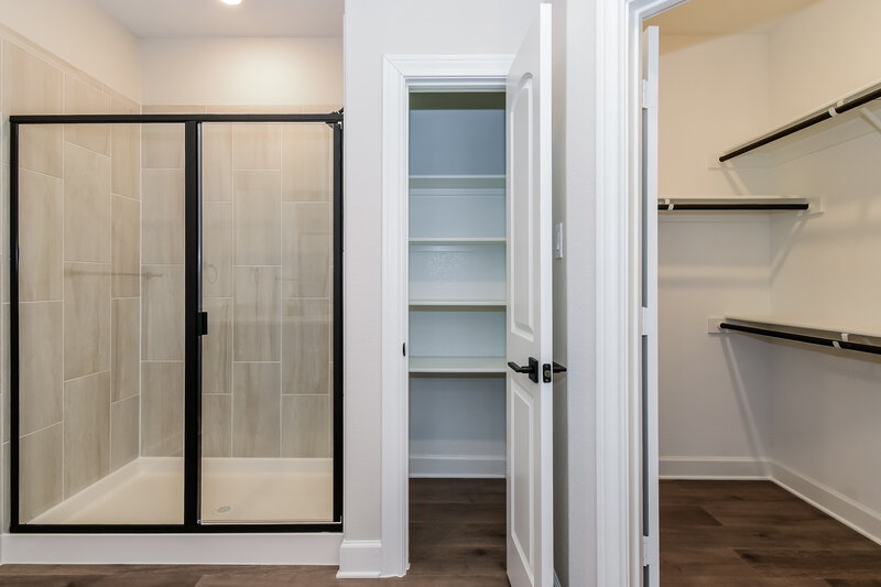 1,905/Mo, 1301 Butler Ave Princeton, TX 75407 Main Bathroom View 2