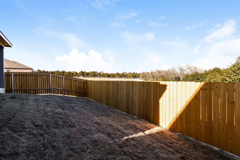 1,905/Mo, 1301 Butler Ave Princeton, TX 75407 Rear View 2