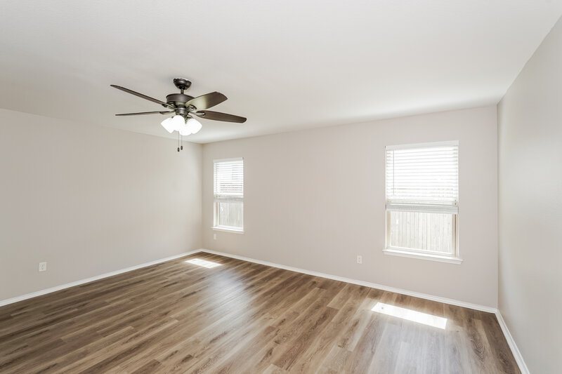 2,345/Mo, 5509 Northfield Dr Fort Worth, TX 76179 Main Bedroom View