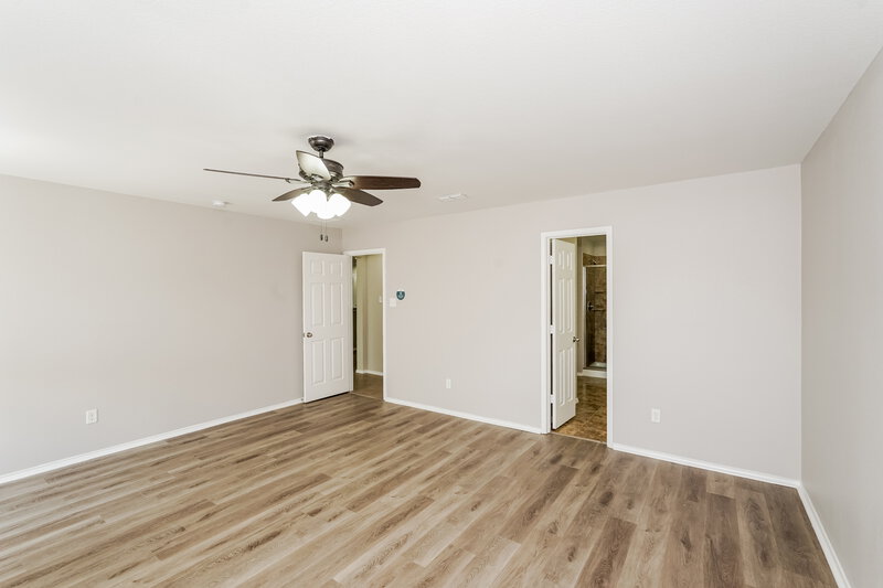 2,345/Mo, 5509 Northfield Dr Fort Worth, TX 76179 Main Bedroom View 2
